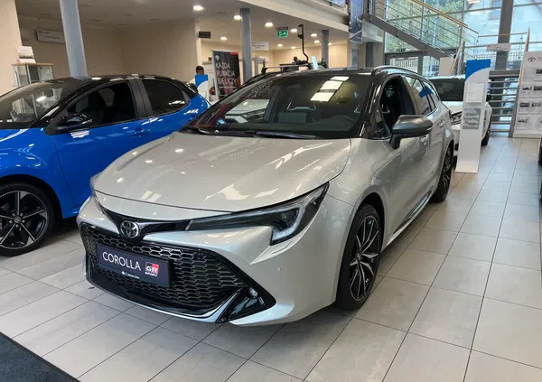 samochody osobowe Toyota Corolla cena 158000 przebieg: 1, rok produkcji 2024 z Ujście